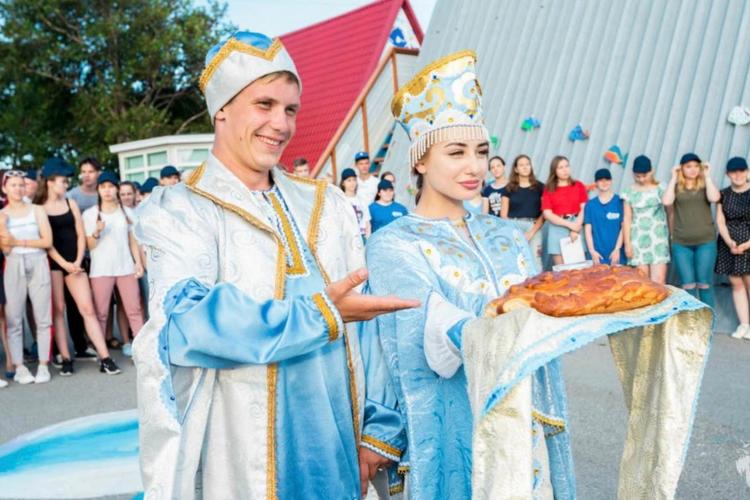 琿春時(shí)尚藝術(shù)即將舉辦《秋之韻》中俄文化交流演出和學(xué)習(xí)活動(dòng)